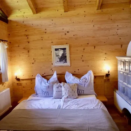 Goldwaescherhuette * Bucheben